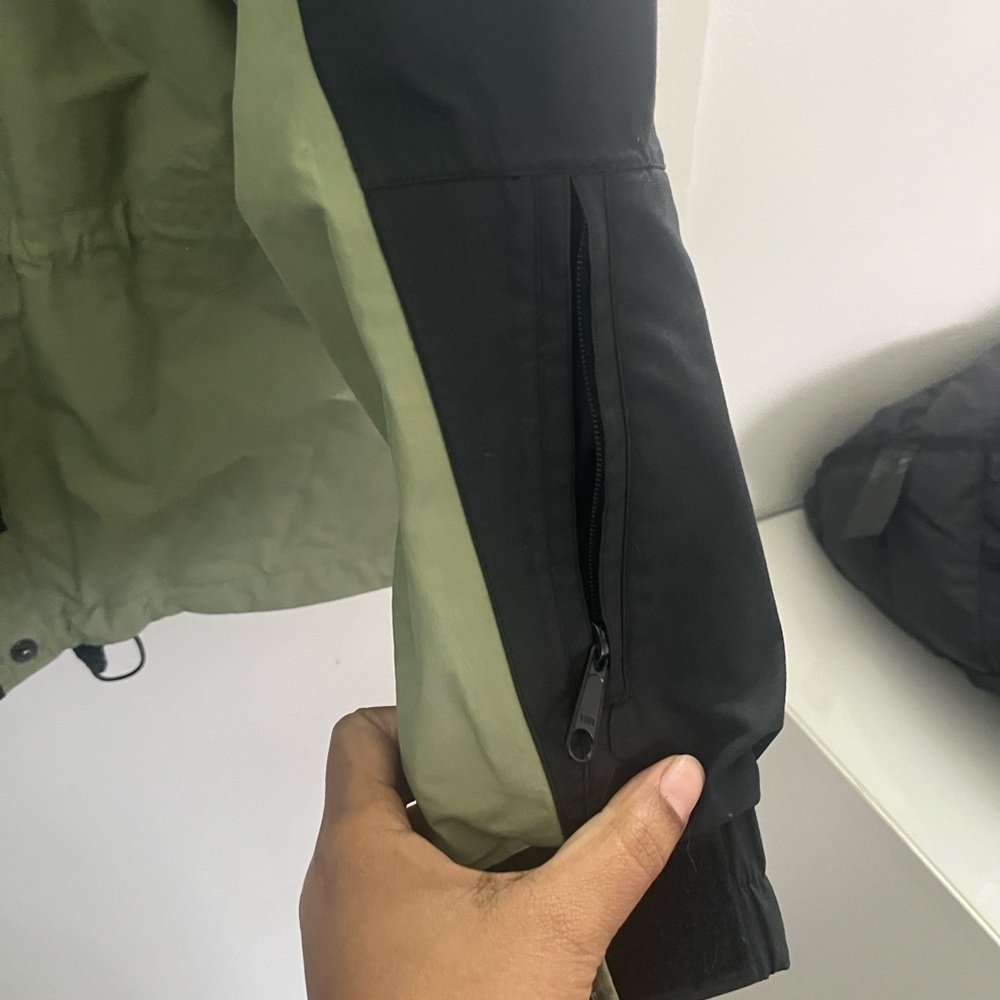 Marmot women’s Green and Black Jacket #90scargo,#y2kstyle - Picture 12 of 13